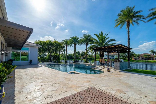15253 SW 40th St 0, Davie, FL 33331
