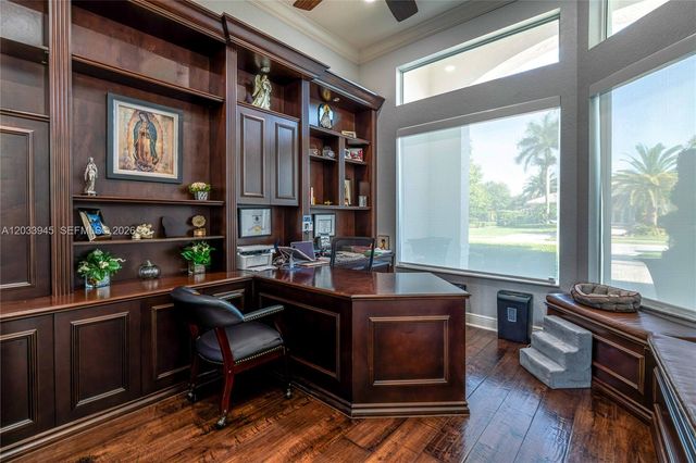 15253 SW 40th St 0, Davie, FL 33331