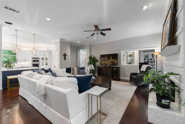 303 Covington Way, Colleyville, TX 76034
