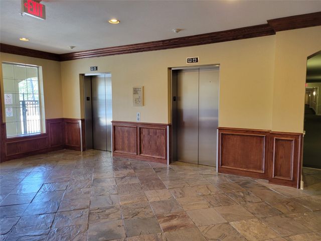 7575 Kirby Drive 1211, Houston, TX 77030