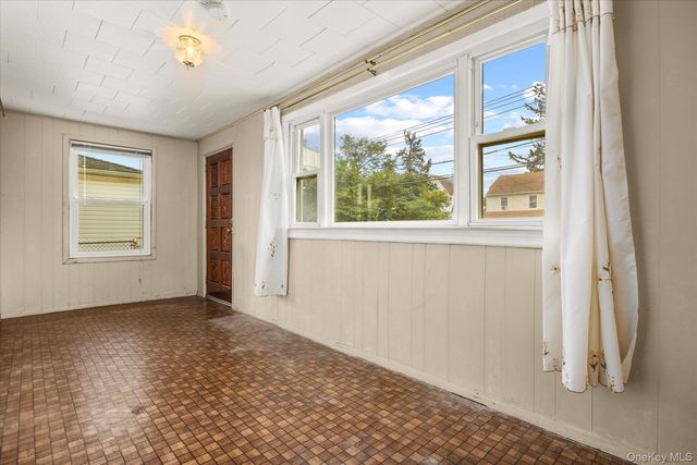 8973 215th Street, Queens Village, NY 11427