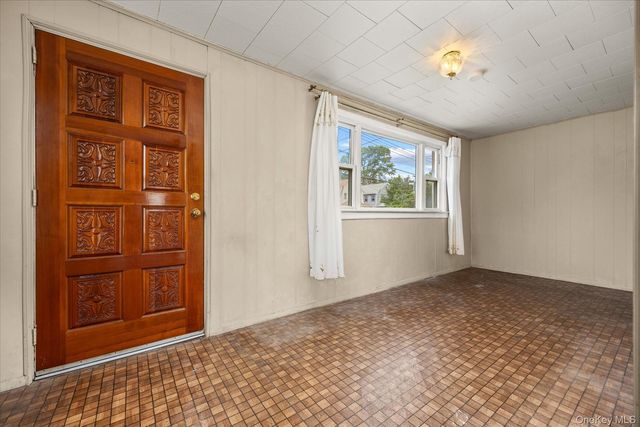 8973 215th Street, Queens Village, NY 11427