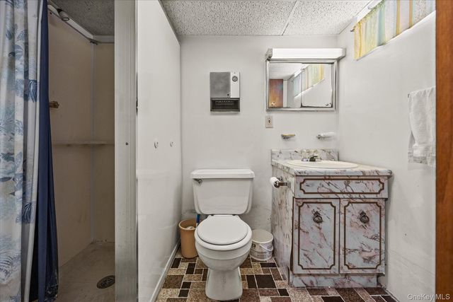 8973 215th Street, Queens Village, NY 11427
