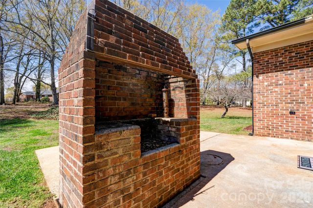 431 N Main Street, Shelby, NC 27239