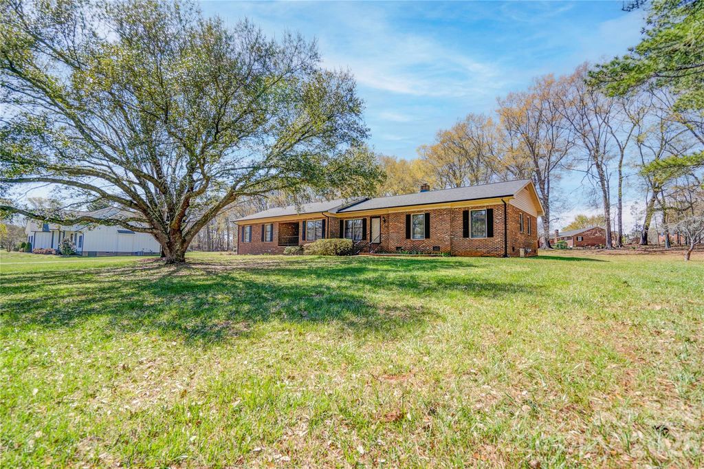 431 N Main Street, Shelby, NC 27239