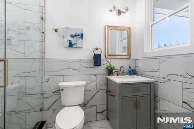 459 Washington Avenue, Rutherford, NJ 07070
