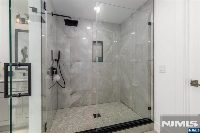 459 Washington Avenue, Rutherford, NJ 07070