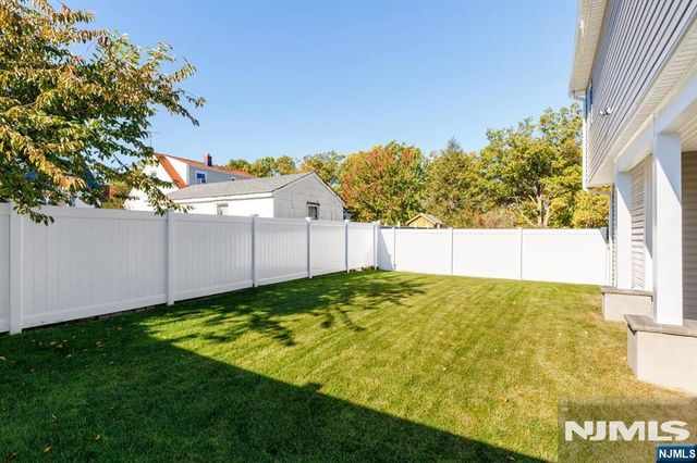 459 Washington Avenue, Rutherford, NJ 07070