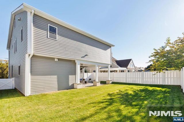 459 Washington Avenue, Rutherford, NJ 07070