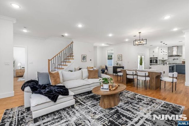 459 Washington Avenue, Rutherford, NJ 07070