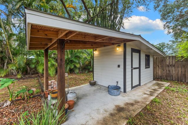 4009 W SAN RAFAEL STREET, Tampa, FL 33629