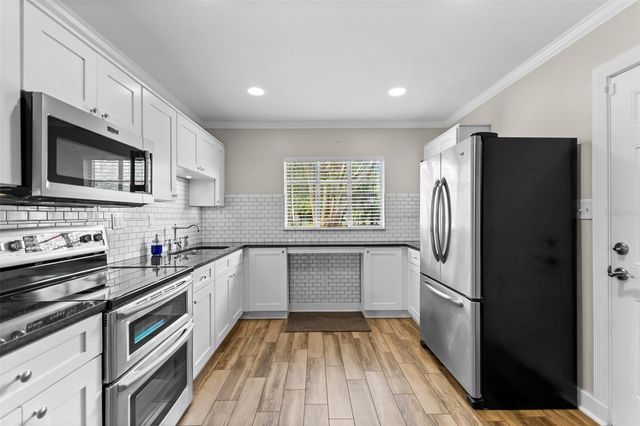 4009 W SAN RAFAEL STREET, Tampa, FL 33629