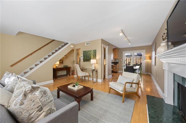 136 Peachtree Memorial NW Drive NJ10, Atlanta, GA 30309