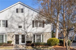 136 Peachtree Memorial NW Drive NJ10, Atlanta, GA 30309