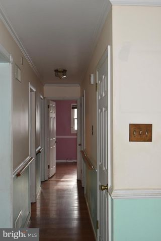 5 LOCUST CIR, Etters, PA 17319