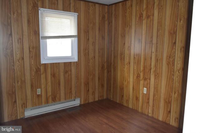 5 LOCUST CIR, Etters, PA 17319