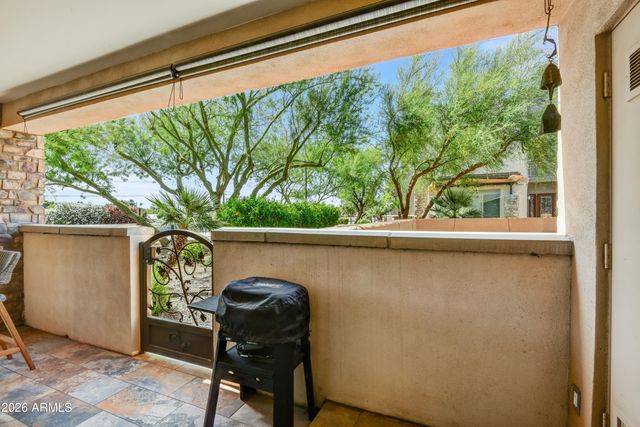 4909 N WOODMERE FAIRWAY -- 1012, Scottsdale, AZ 85251