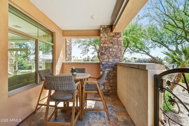 4909 N WOODMERE FAIRWAY -- 1012, Scottsdale, AZ 85251
