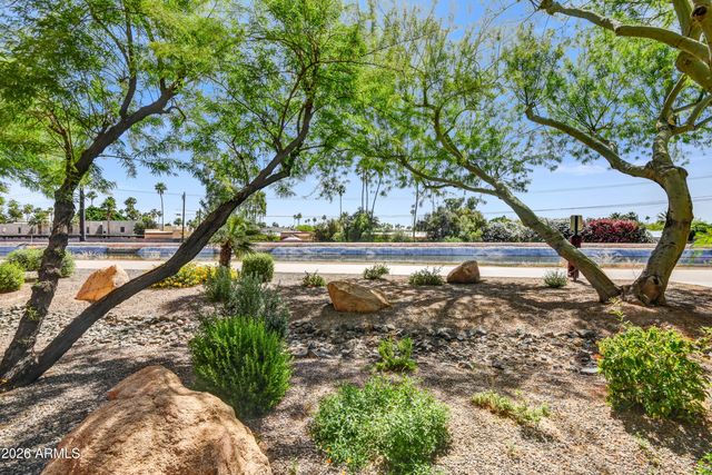 4909 N WOODMERE FAIRWAY -- 1012, Scottsdale, AZ 85251