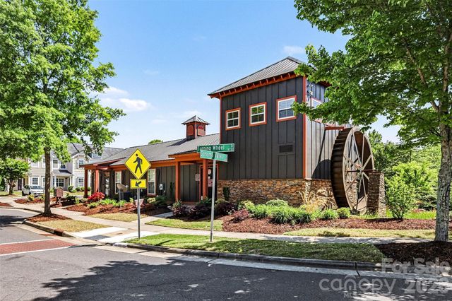 2709 Grain Mill Lane, Charlotte, NC 28214