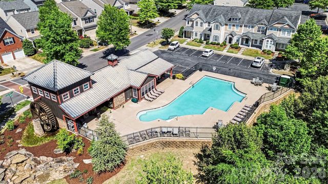 2709 Grain Mill Lane, Charlotte, NC 28214