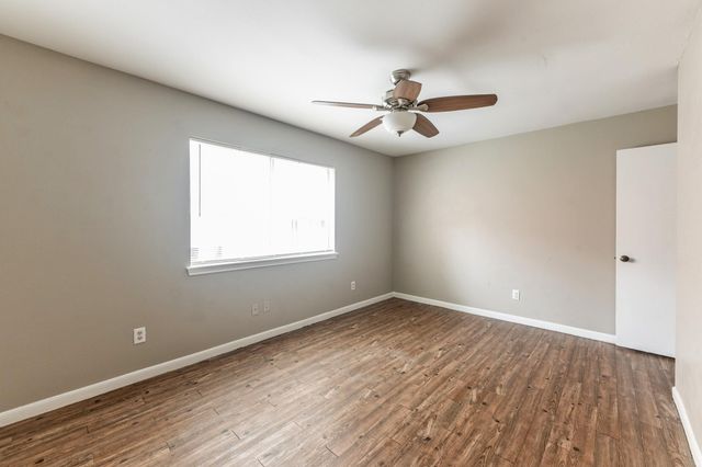 2402 Sycamore Avenue A1, Huntsville, TX 77340