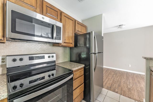 2402 Sycamore Avenue A1, Huntsville, TX 77340