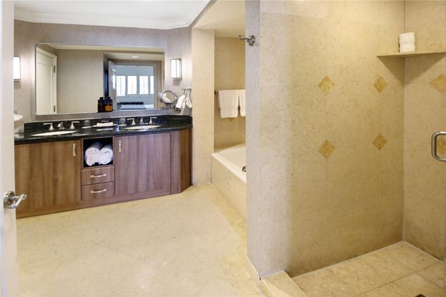 601 N Ft Lauderdale Bch Boulevard 1111, Fort Lauderdale, FL 33304