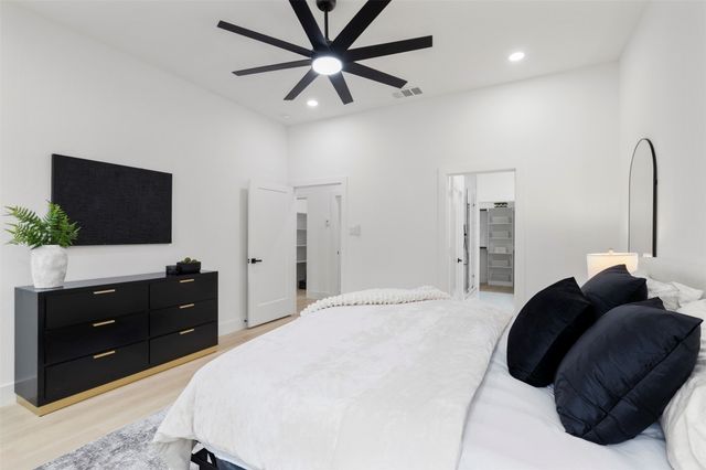 1123 RIVERWOOD, Dallas, TX 75217