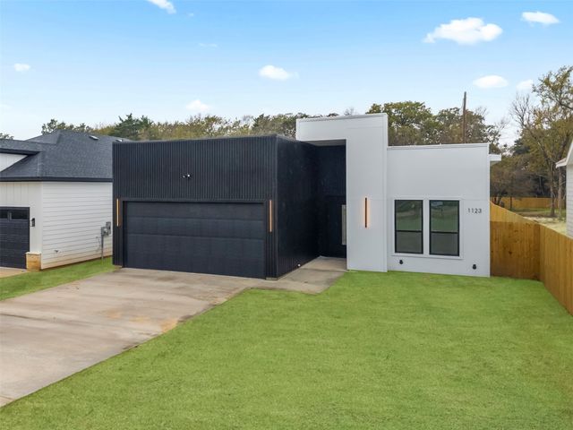 1123 RIVERWOOD, Dallas, TX 75217