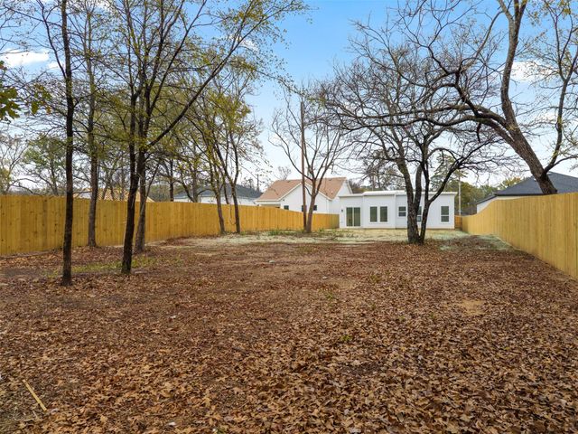 1123 RIVERWOOD, Dallas, TX 75217