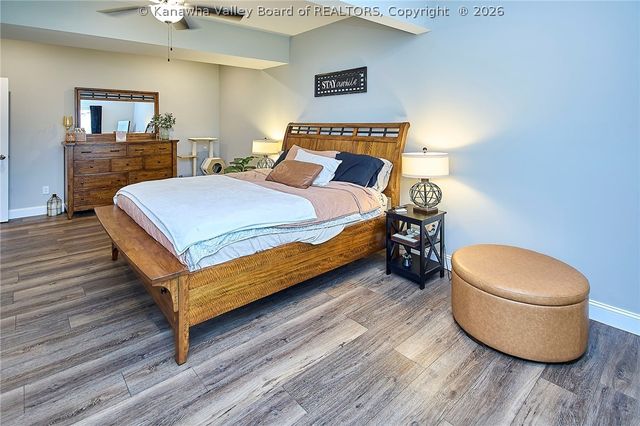 285 Steve Circle, Hurricane, WV 25526