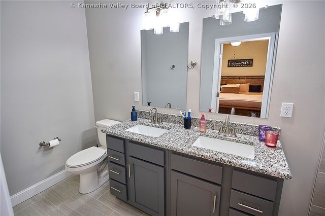 285 Steve Circle, Hurricane, WV 25526