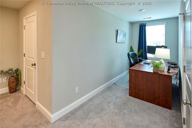 285 Steve Circle, Hurricane, WV 25526