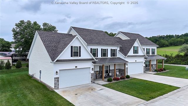 285 Steve Circle, Hurricane, WV 25526