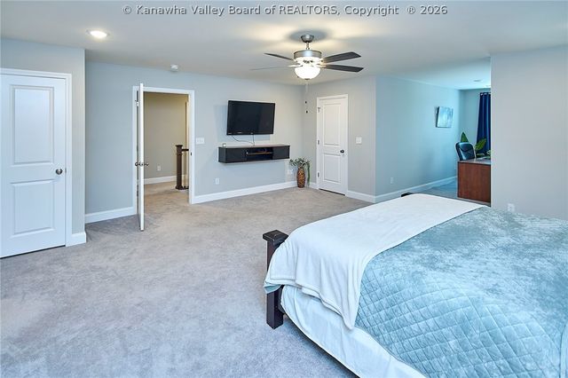 285 Steve Circle, Hurricane, WV 25526