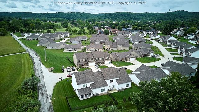 285 Steve Circle, Hurricane, WV 25526