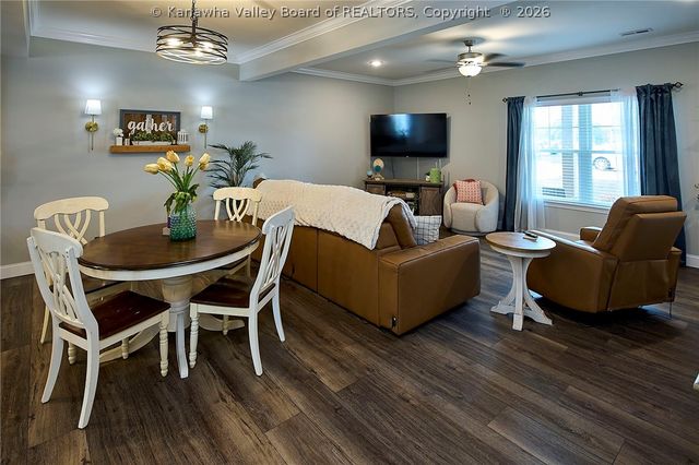 285 Steve Circle, Hurricane, WV 25526