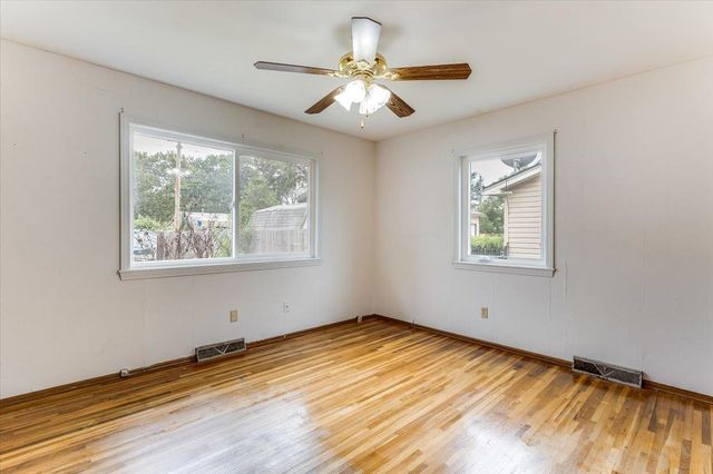 3328 S Chase, Wichita, KS 67217