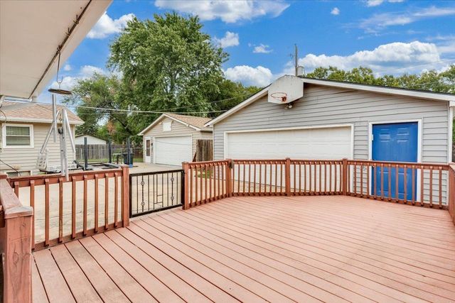 3328 S Chase, Wichita, KS 67217