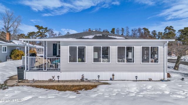 113 Biabou Drive, Toms River, NJ 08757