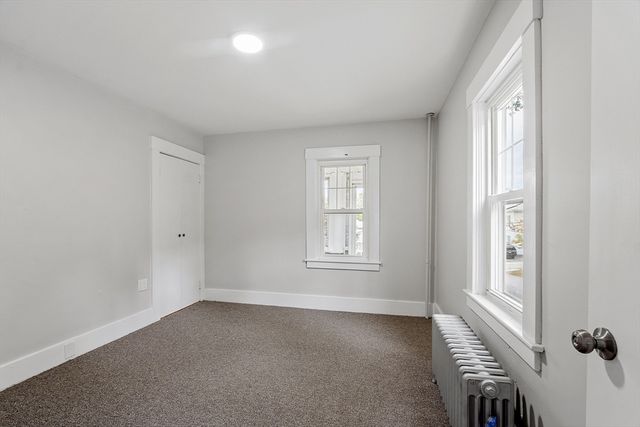 43 High St, Leominster, MA 01453