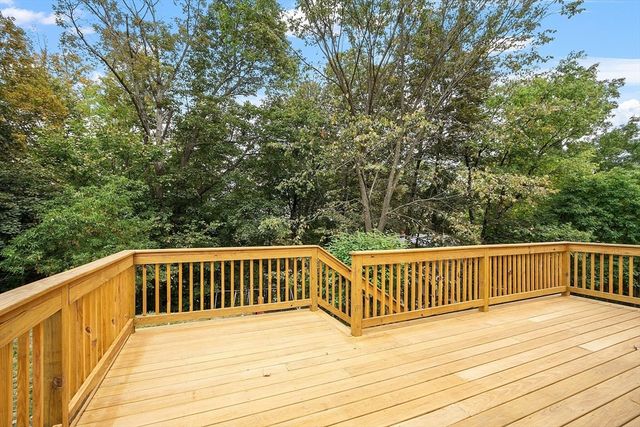 43 High St, Leominster, MA 01453