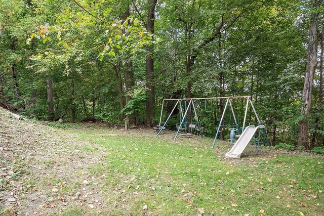 43 High St, Leominster, MA 01453