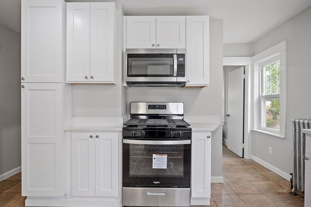 43 High St, Leominster, MA 01453