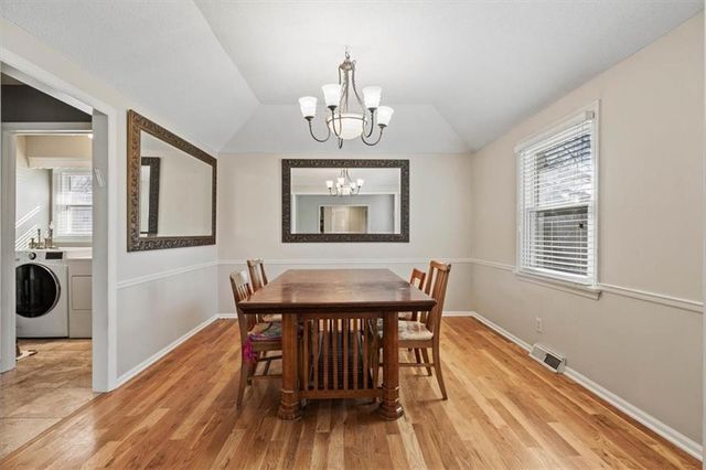 7916 W 98th Terrace, Overland Park, KS 66212