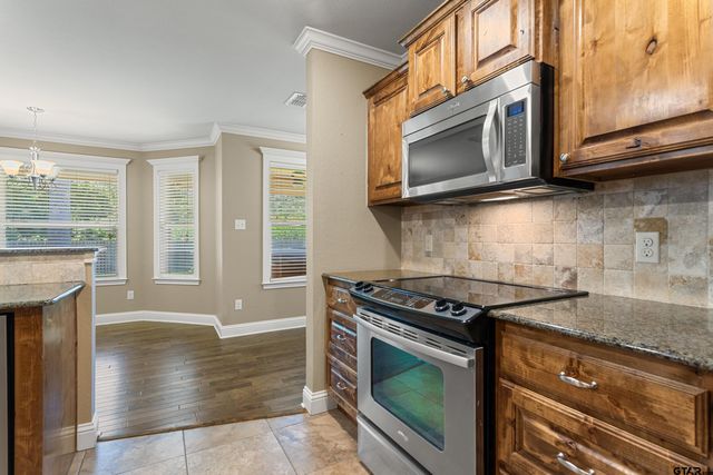 2312 Pittman Ln., Lindale, TX 75771