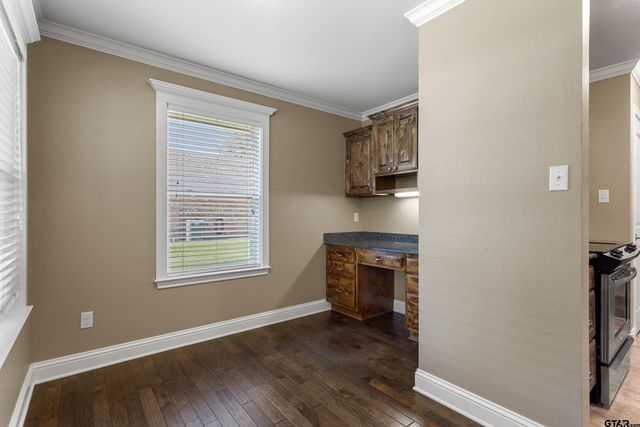 2312 Pittman Ln., Lindale, TX 75771