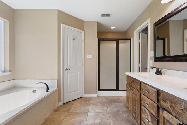2312 Pittman Ln., Lindale, TX 75771