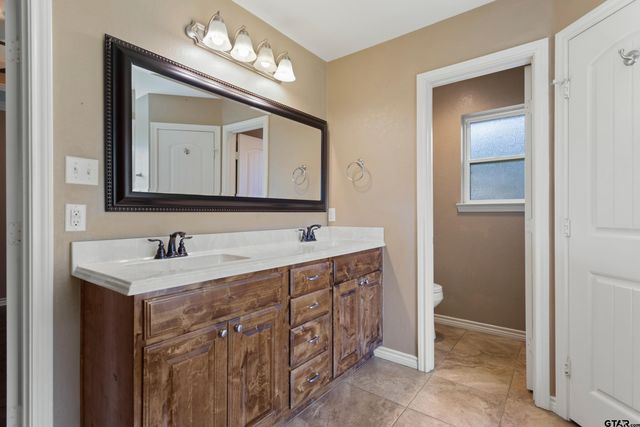 2312 Pittman Ln., Lindale, TX 75771